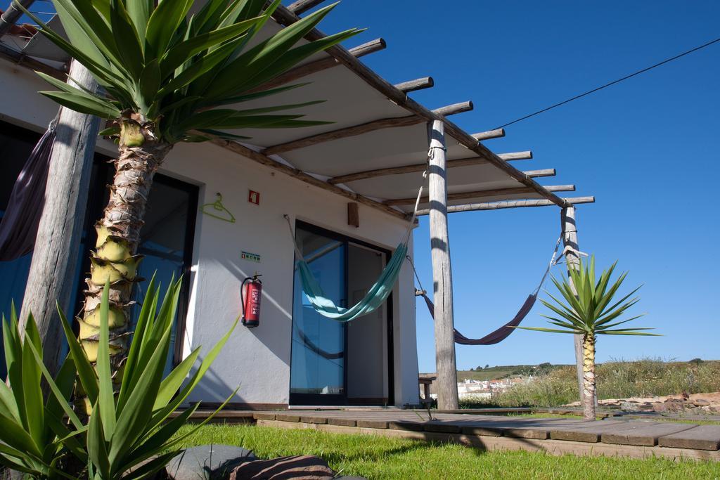 Good Feeling Hostel & Guest House Raposeira  Εξωτερικό φωτογραφία