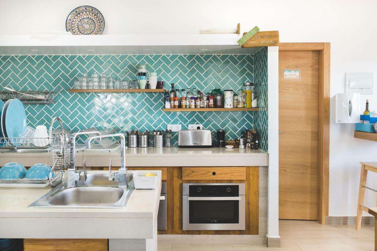 Good Feeling Hostel & Guest House Raposeira  Εξωτερικό φωτογραφία